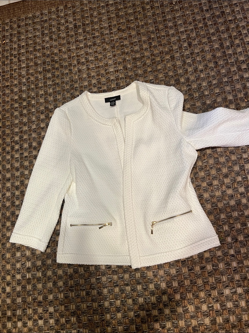 Alfani new without tags P medium Cream Textured Collarless Zip-Pocket Jacket